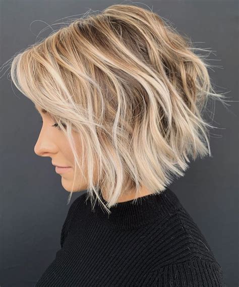 10 Wavy Bob Haircuts for Women - PoP Haircuts