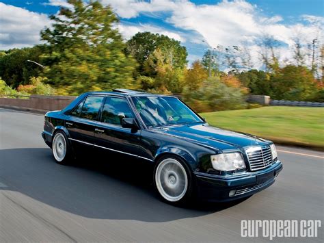 Mercedes Benz and Porsche build a super sedan, Mercedes Benz 500E