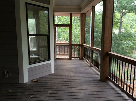 The Best Flooring Option for Screened Porches | Home Décor Ideas