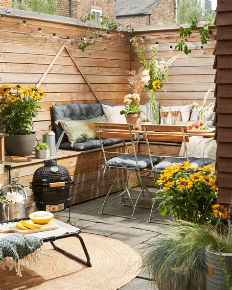 Very Small Garden Ideas On A Budget - Sleek-chic Interiors