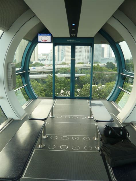 Singapore_flyer_capsule_inside | Come to singapore