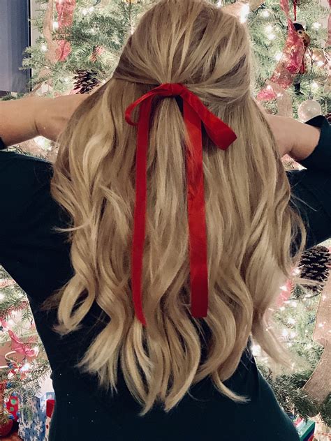 Hair bow holiday style | Bow hairstyle, Hair styles, Ribbon hairstyle