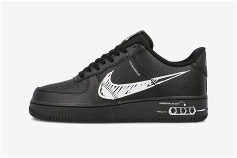 Las Nike Air Force 1 Sketch son las zapatillas negras más llamativas ...