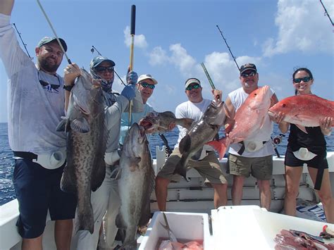 Destin Fishing Charter - Charter Boat Huntress