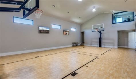 Everything to Know About an Indoor Basketball Court — RISMedia