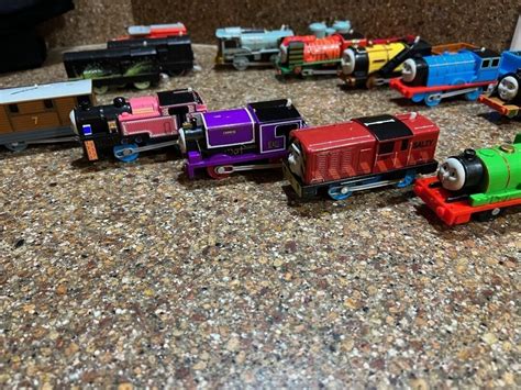 Thomas and Friends Trackmaster train lot- 19 Engines/ 25 Cars | #4603353219