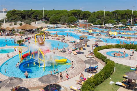 Camping Villaggio Turistico Internazionale 5 Sterne - Bibione Pineda ...