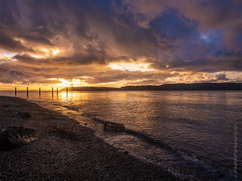 Mukilteo Beach Sunset | Sunset light in Mukilteo | Flickr