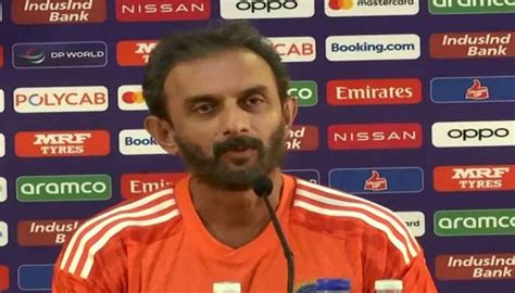 Team Indias batting coach Vikram Rathore has spoken about batsman Virat ...