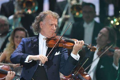 Andre Rieu and his orchestra's grand performance is a love fest with ...