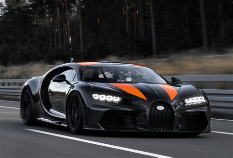 BUGATTI Chiron Super Sport 300+ Specs & Photos - 2020, 2021, 2022, 2023 ...