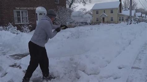 Massachusetts digs out after powerful March snow storm