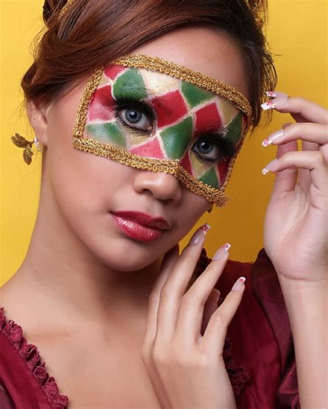 20+ Masquerade Ball Makeup Designs, Trends, Ideas | Design Trends ...