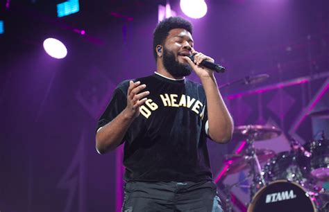 Khalid Performs “Talk” and “Better” in ‘SNL’ Debut | Complex