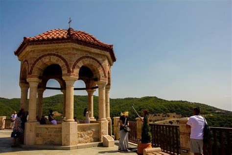 Everything You Need to Know Before Visiting the Meteora Monasteries ...