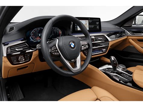 2023 BMW 5-Series: 190 Interior Photos | U.S. News