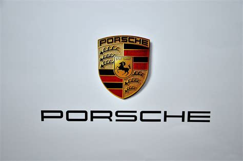 Porsche Logo Wallpaper - WallpaperSafari