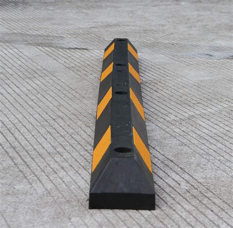 Rubber Parking Curb Stop 72''L x 6''W x 4''H Black With Yellow Stripes ...