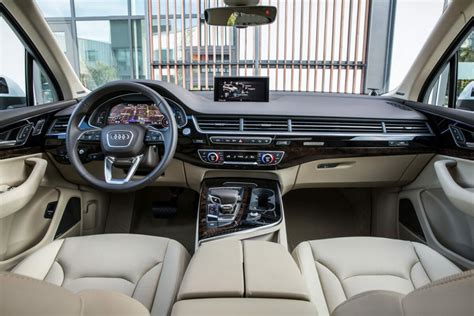 Is the Audi Q7 Interior Spacious & Comfortable? - VehicleHistory