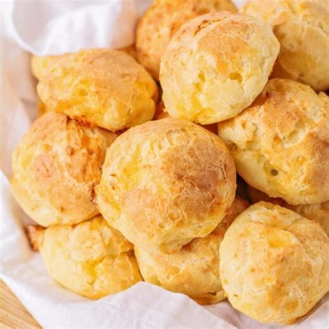 Cheese Puffs Recipe {AKA Gougeres} | Lil' Luna