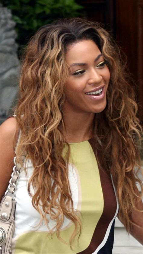 Pin by Maya Asher on Beyonce | Hair styles, Beyonce hair color, Beyonce ...