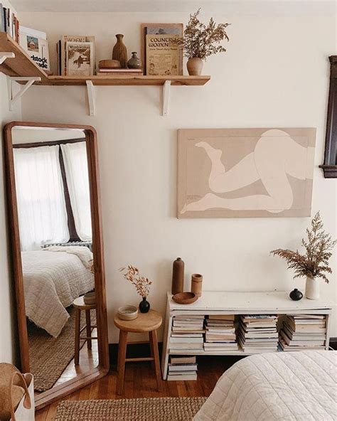 Corner mirror for a modern touch #decor | Small bedroom ideas for ...