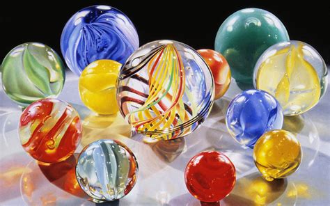 wallpaper: Glass Balls Wallpapers