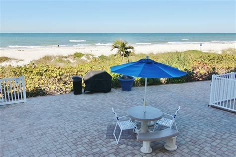 Belleair Beach Club 114 | 1 BD Belleair Beach, FL Vacation Rental | Vacasa