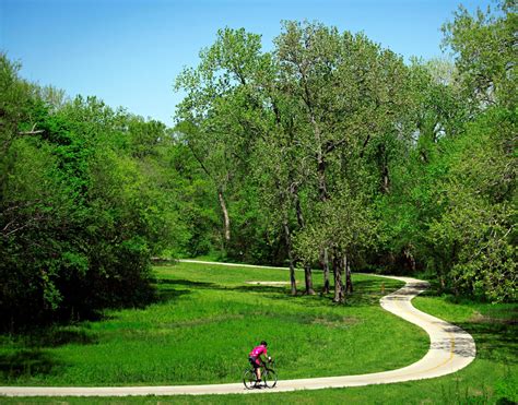 Natural Attraction: Folks of all sorts share White Rock's trails