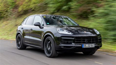 Porsche Cayenne SUV (2017) ride review | CAR Magazine