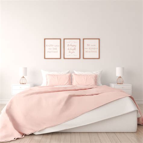 14 Sweet and Glam Rose Gold Bedroom Decor Ideas - roomdsign.com