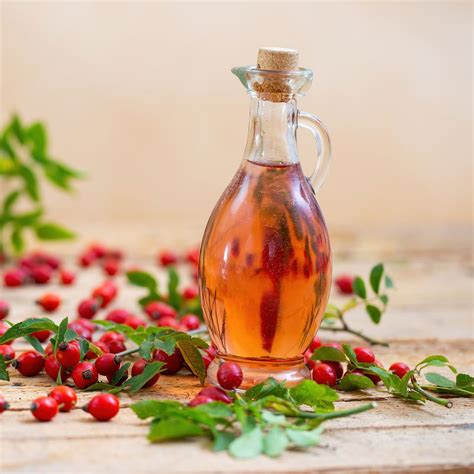 Rosehip Oil For Hair And Face - Daily Medicos