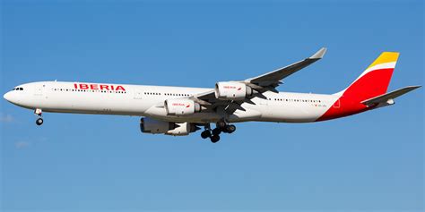 Airbus A340-600 commercial aircraft. Pictures, specifications, reviews.