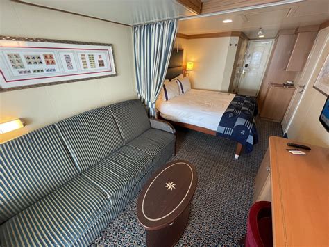 PHOTOS, VIDEO: Tour a Deluxe Oceanview Stateroom With Verandah on the ...