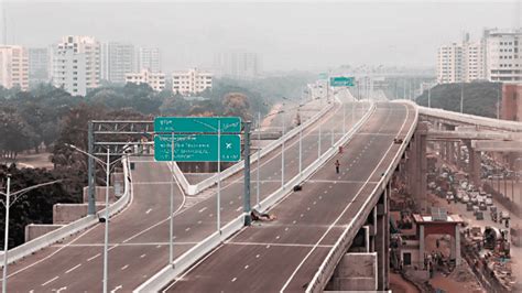 Dhaka's First Elevated Expressway: A Major Milestone for Bangladesh