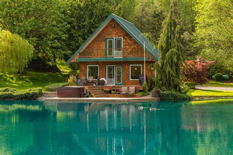 Vacation rentals: 7 serene lake houses to rent this summer - Curbed