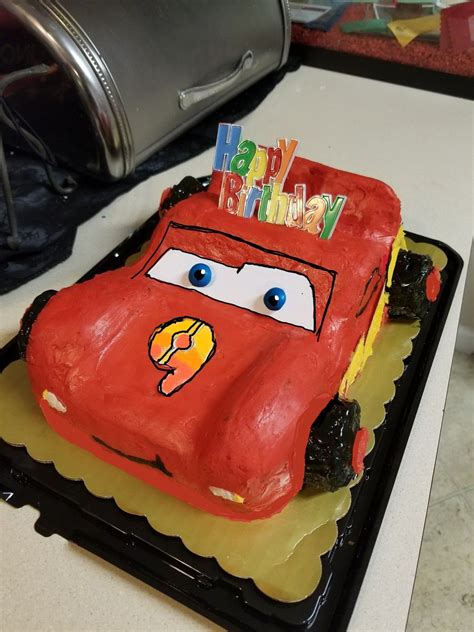 Lightning McQueen birthday cake by me. | Lightning mcqueen birthday ...