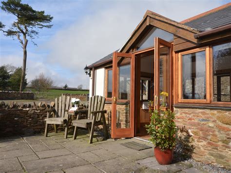 43632 Hazelwood Lodge - Dog Friendly Cottage in Ivybridge - Devon - England