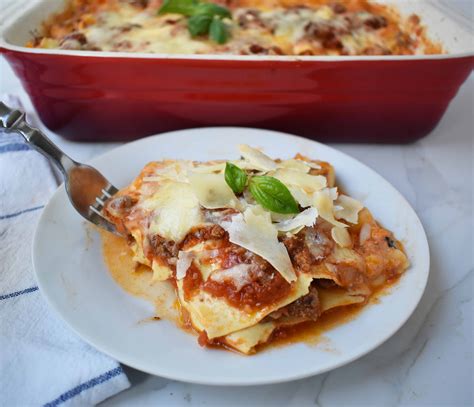 Italian Bolognese Lasagna – Modern Honey