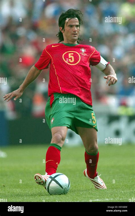 FERNANDO COUTO PORTUGAL DRAGAO PORTO PORTUGAL 13 June 2004 Stock Photo ...