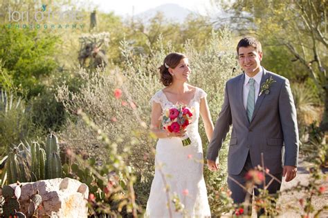 Tera and Nathan + Hacienda Del Sol Wedding + Tucson Wedding