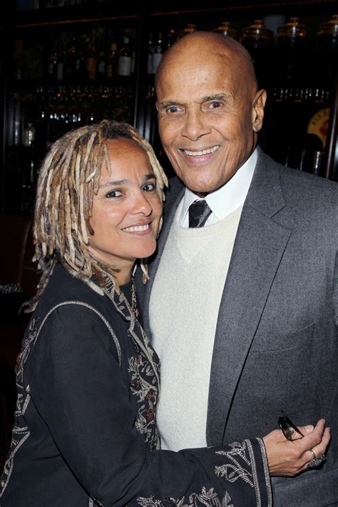 Harry Belafonte’s Family: See Photos Of The Singer & His Kids ...