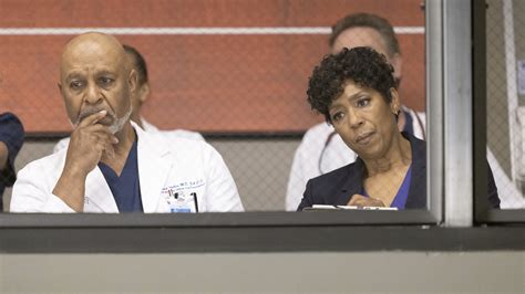 ‘Grey’s Anatomy’ Season 18 Finale Is a Mass Doctor Exodus (RECAP)