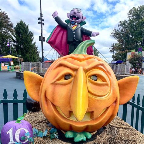 Llegó The Count’s Halloween Spooktacular a Sesame Place Filadelfia ...