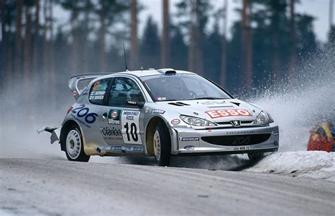 Suède 2000 : La 206 WRC frappe une première fois