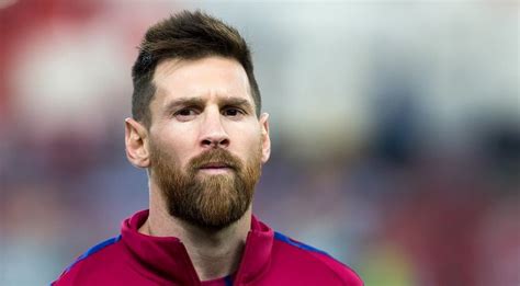 Messi Beard : He looks 20 again! Messi has SHAVED HIS BEARD for the ...