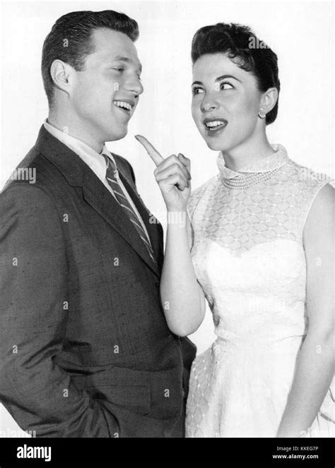 Steve Lawrence Eydie Gorme 1958 Stock Photo - Alamy