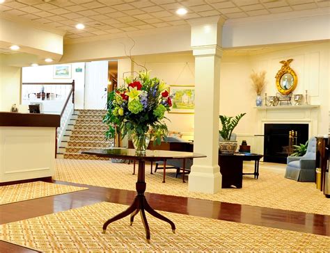 Farmington Inn - Hotels in Farmington CT