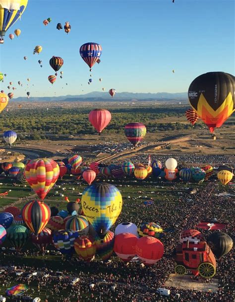 Your Guide to Visiting Albuquerque During Balloon Fiesta