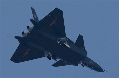 China's J-20 Stealth Fighter Video | DefenceTalk